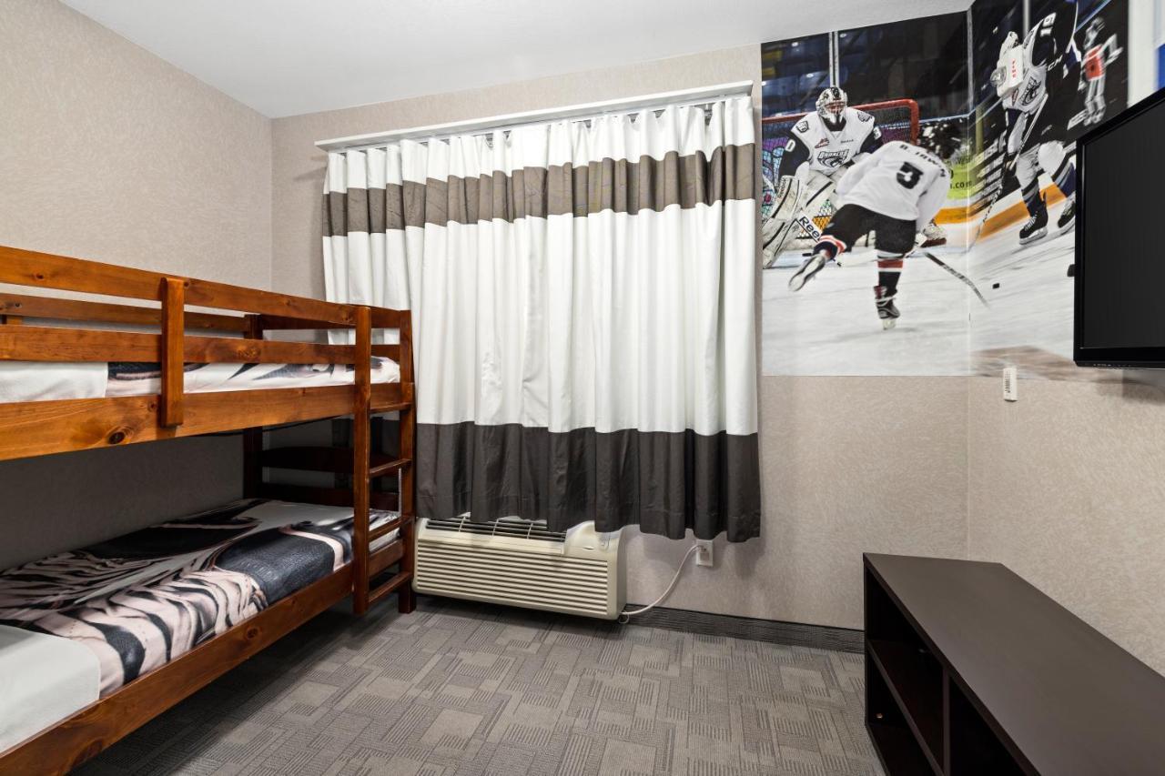Home Inn & Suites - Swift Current Bagian luar foto